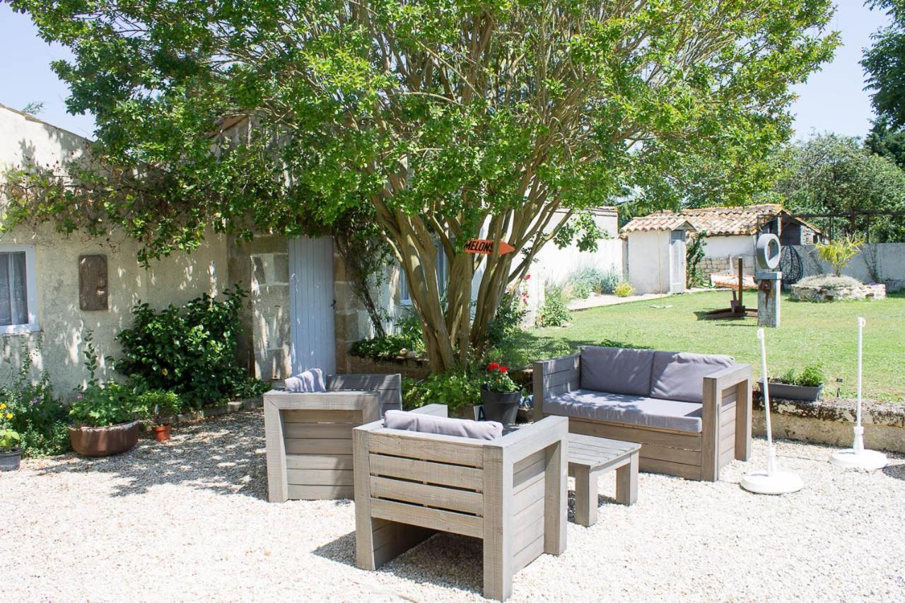 Le Charhido Bed & Breakfast Saint-Fort-sur-Gironde Eksteriør bilde