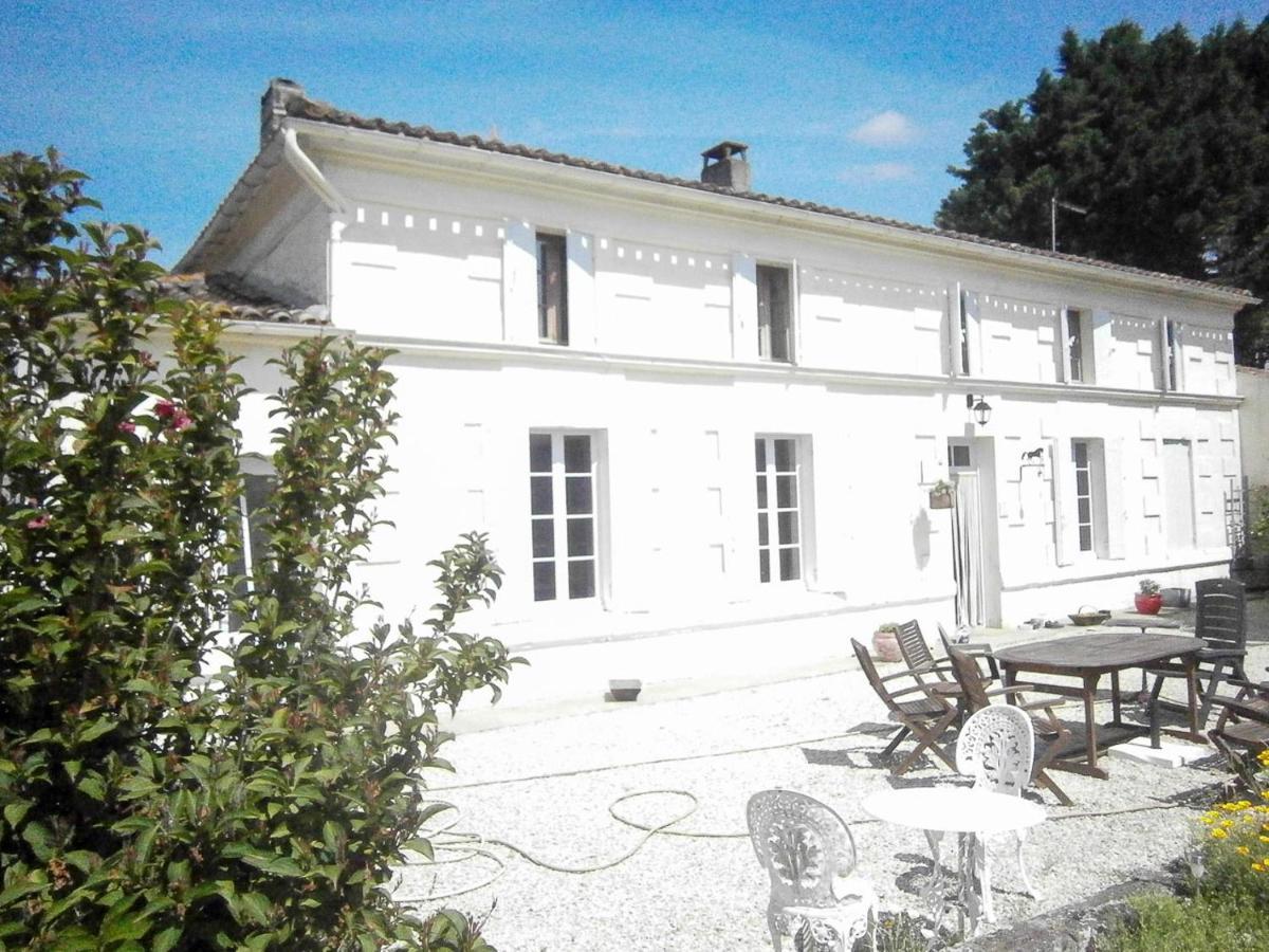 Le Charhido Bed & Breakfast Saint-Fort-sur-Gironde Eksteriør bilde