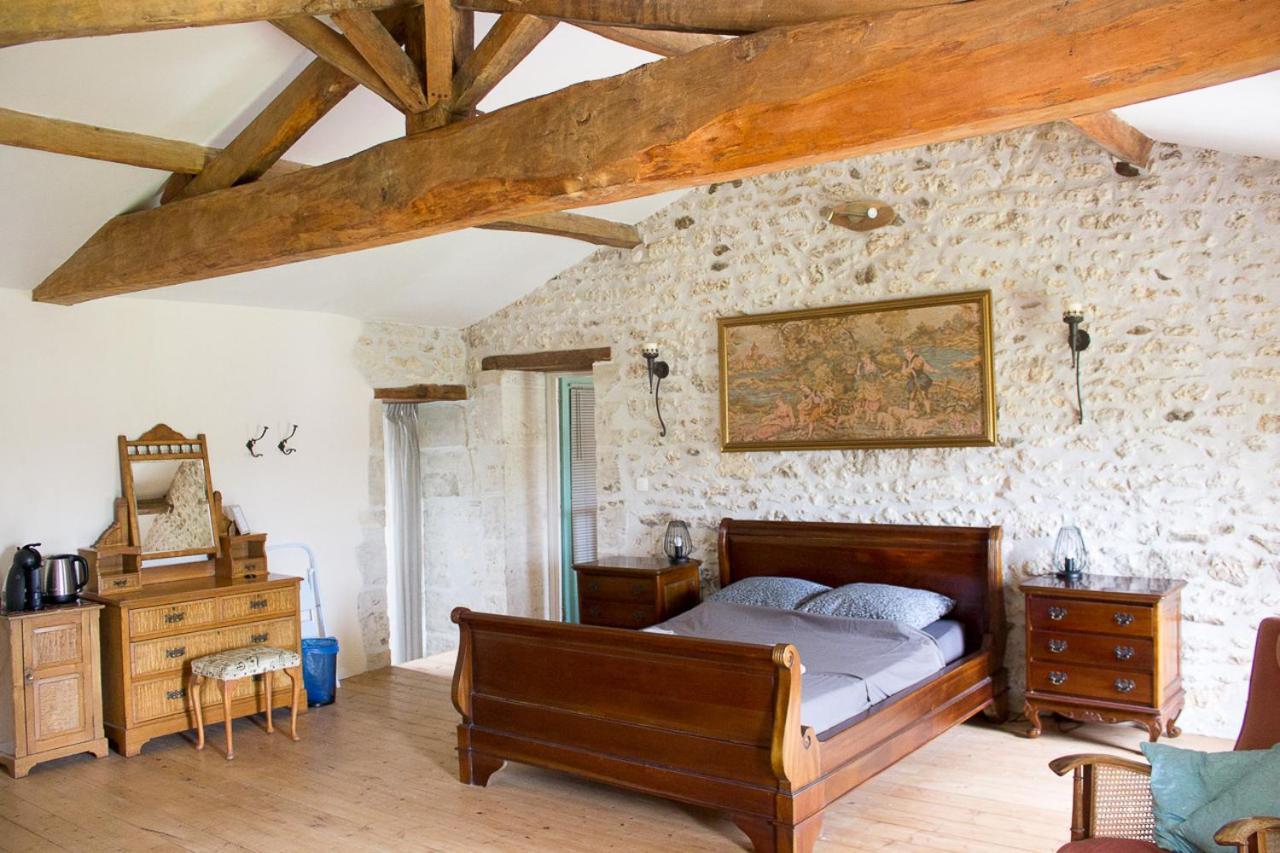 Le Charhido Bed & Breakfast Saint-Fort-sur-Gironde Eksteriør bilde